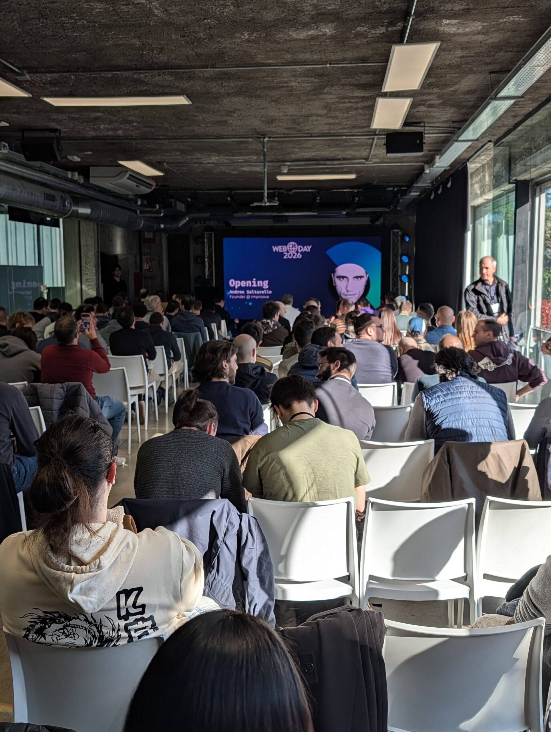 a group of developer during the opening speech of the web day conference